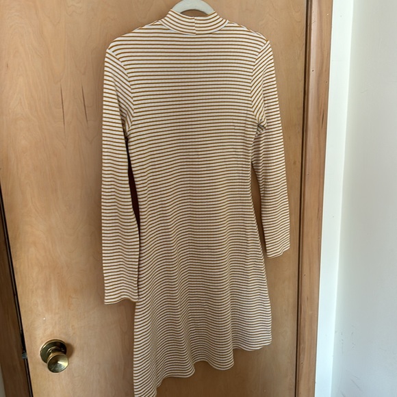 EUC Cream and mustard striped American Apparel mock turtleneck minidress Sz L - Picture 6 of 6